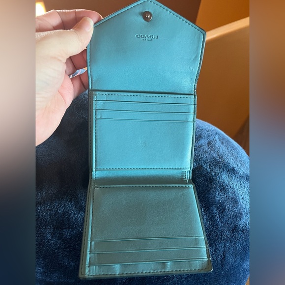 Coach Peanuts Woodstock Wallet  in Robin Blue - Picture 2 of 6